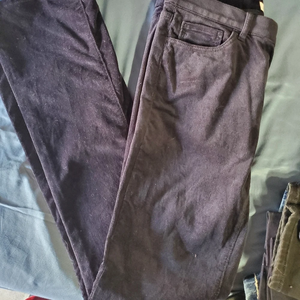 Corduroy pants‎